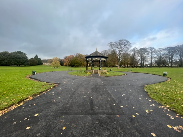 Image of bandstand and paths in Horsforth Hall Park