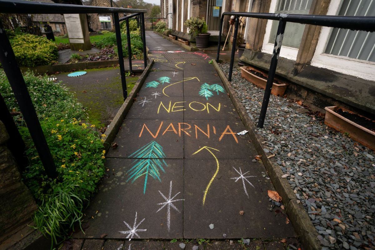 Horsforth Christmas lights switch on 2025