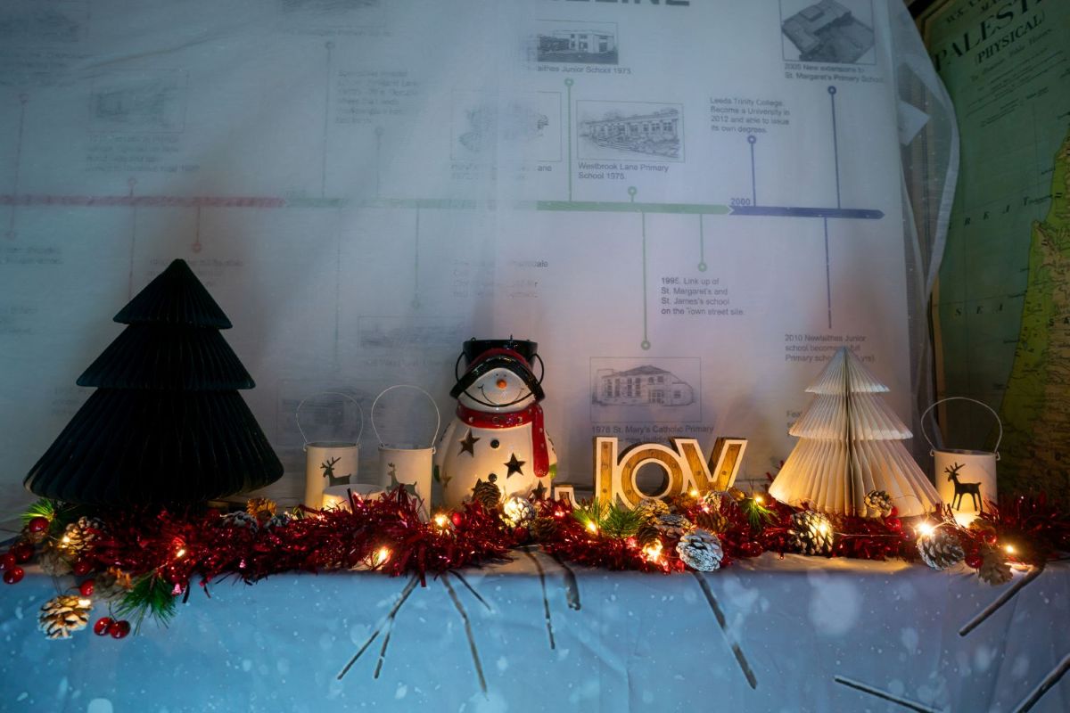 Horsforth Christmas lights switch on 2025