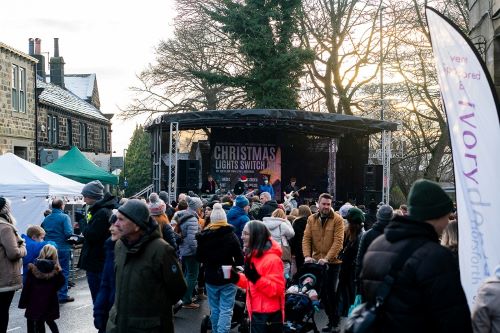 Horsforth Christmas lights switch on 2023.