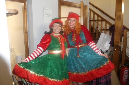 Horsforth Christmas lights switch on 2024. Santa's helpers