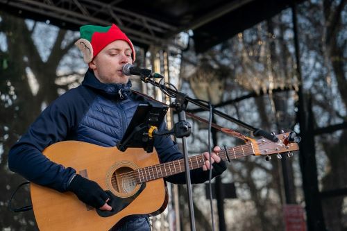 Horsforth Christmas lights switch on 2023.